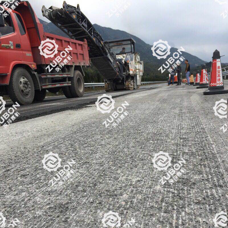 銑刨攤鋪技術(shù)在高速公路改擴(kuò)建項(xiàng)目中的應(yīng)用